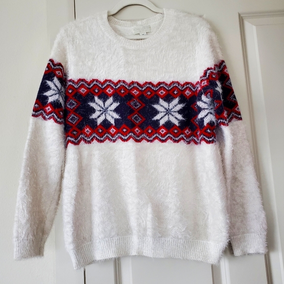 Forever 21 Holiday Sweater - Picture 1 of 4